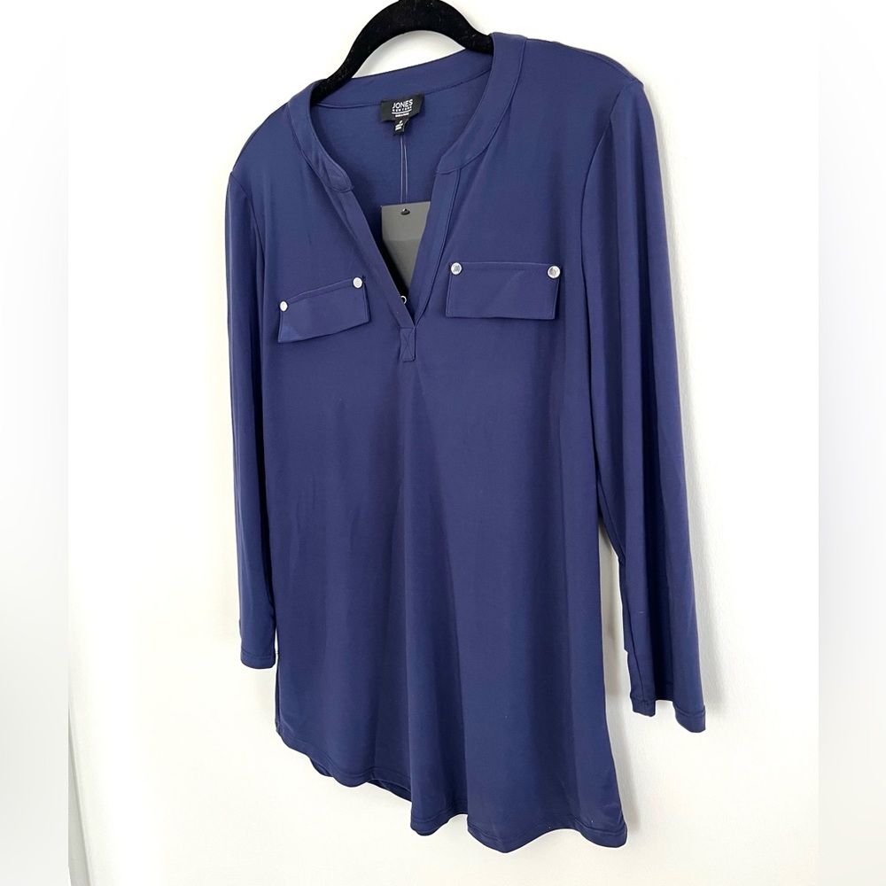 NEW JONES NEW YORK SIGNATURE Navy Blue Knit Blouse Top Sz Small / New with Tags - Picture 3 of 11